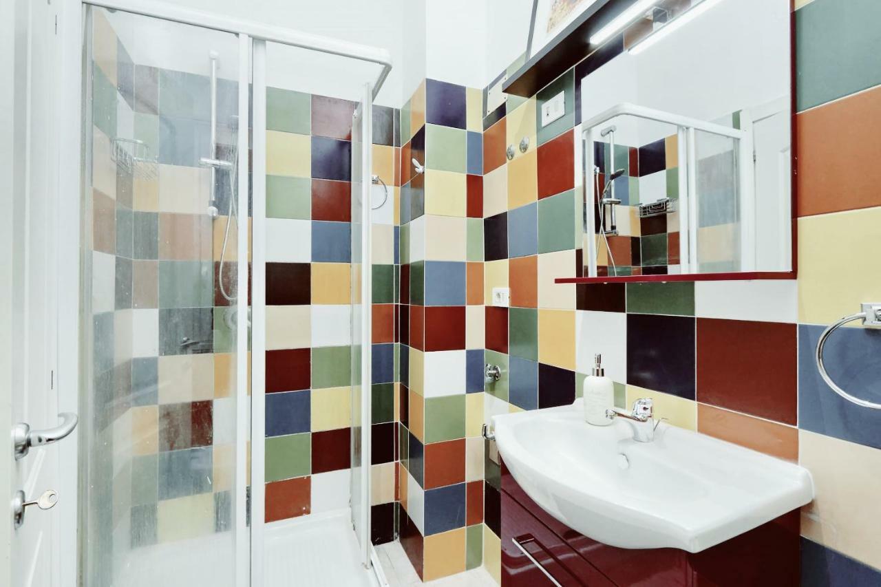 Bbhome Trastevere Station White Chic Apartment Rzym Zewnętrze zdjęcie